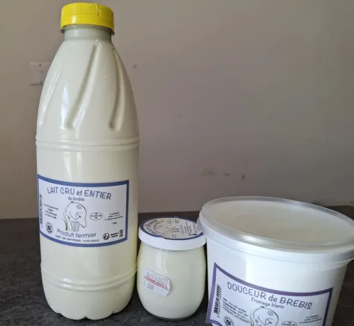 Dernière livraison des yaourts et caillés de la fromagerie Lamarque prévue pour le 24 octobre, Vallesvilles, Ferme Le Clavel
