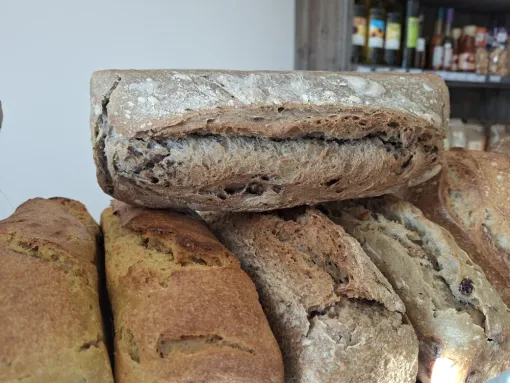 Où retrouver le pain bio du paysan boulanger de Teulat "La Bise des champs", Vallesvilles, Ferme Le Clavel